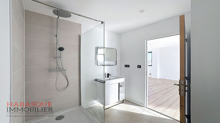 Ma-Cabane - Vente Appartement LANDIVISIAU, 70 m²