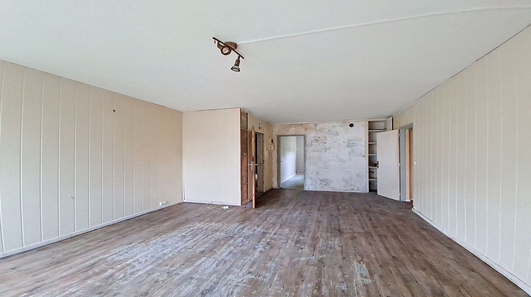 Ma-Cabane - Vente Appartement LANDIVISIAU, 76 m²