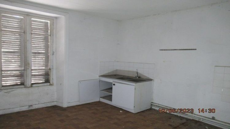 Ma-Cabane - Vente Appartement Lanobre, 56 m²
