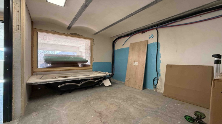 Ma-Cabane - Vente Appartement LARAGNE MONTEGLIN, 81 m²