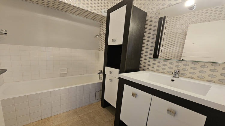 Ma-Cabane - Vente Appartement Larmor-Plage, 65 m²