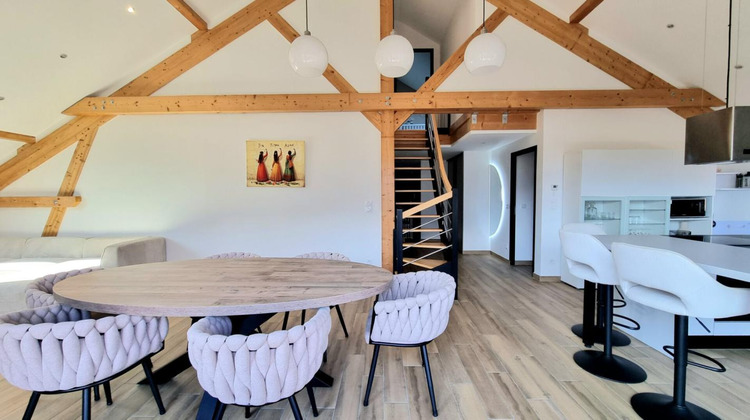 Ma-Cabane - Vente Appartement LATHUILE, 97 m²