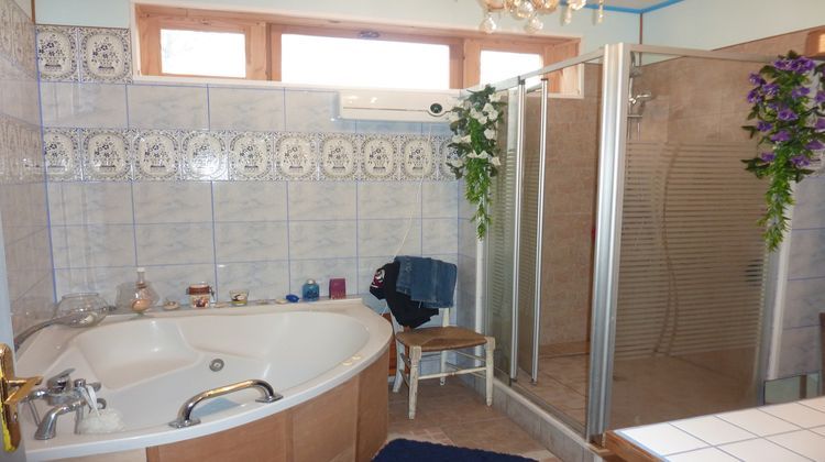 Ma-Cabane - Vente Appartement Lathus-Saint-Rémy, 155 m²