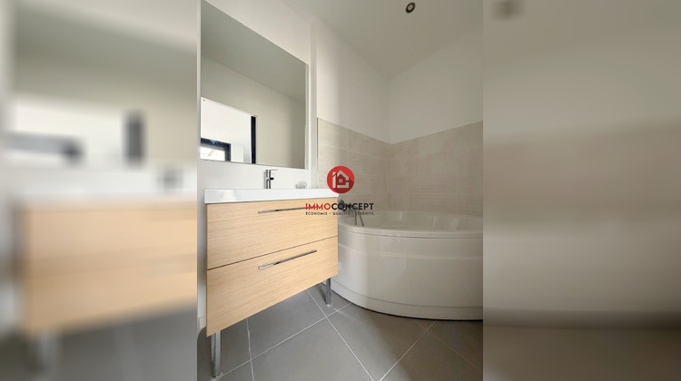 Ma-Cabane - Vente Appartement Laudun-l'Ardoise, 92 m²