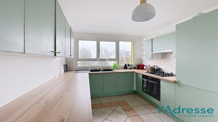 Ma-Cabane - Vente Appartement LAVAL, 89 m²