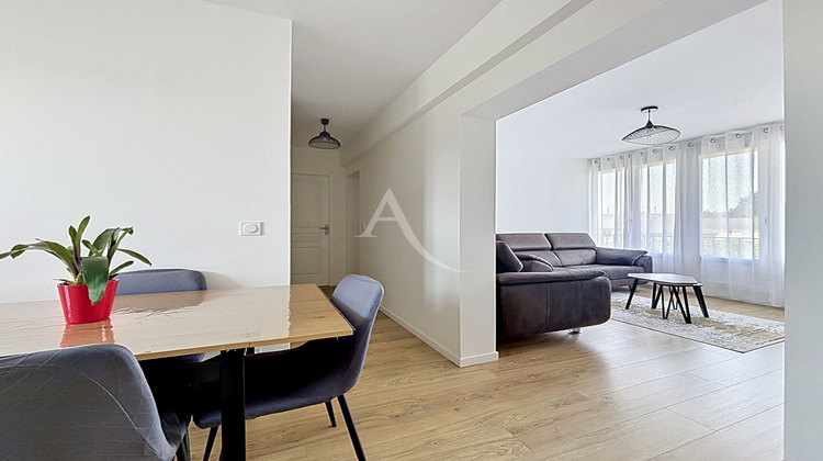 Ma-Cabane - Vente Appartement LAVAL, 53 m²
