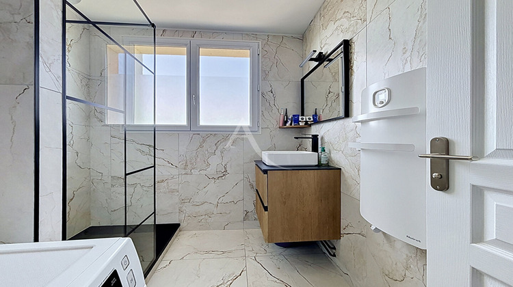 Ma-Cabane - Vente Appartement LAVAL, 53 m²