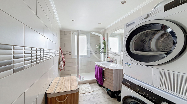 Ma-Cabane - Vente Appartement LAVAL, 76 m²