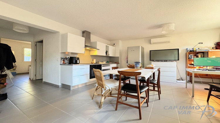 Ma-Cabane - Vente Appartement Le Beausset, 45 m²