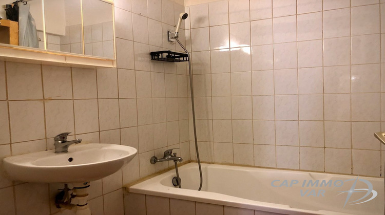 Ma-Cabane - Vente Appartement Le Beausset, 42 m²