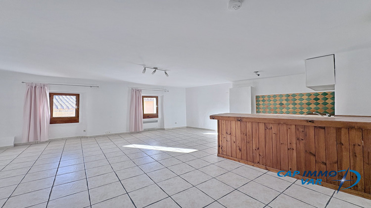 Ma-Cabane - Vente Appartement Le Beausset, 44 m²