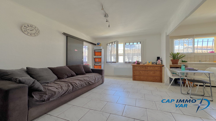 Ma-Cabane - Vente Appartement Le Beausset, 40 m²