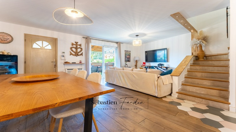 Ma-Cabane - Vente Appartement LE BEAUSSET, 81 m²