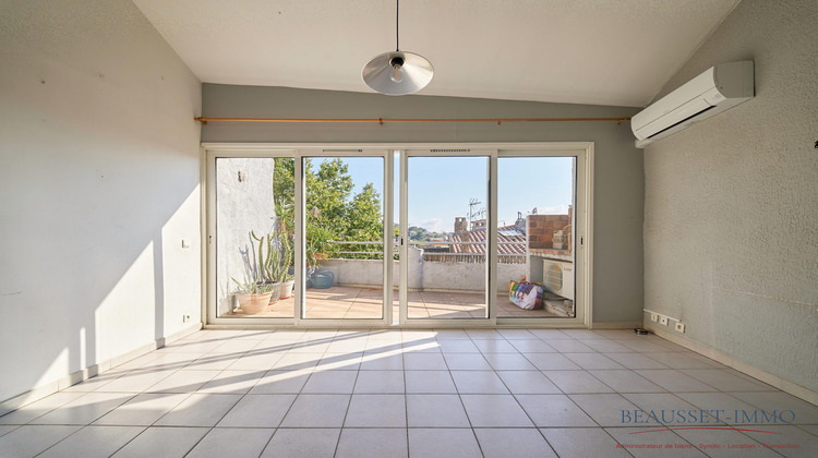 Ma-Cabane - Vente Appartement Le Beausset, 50 m²