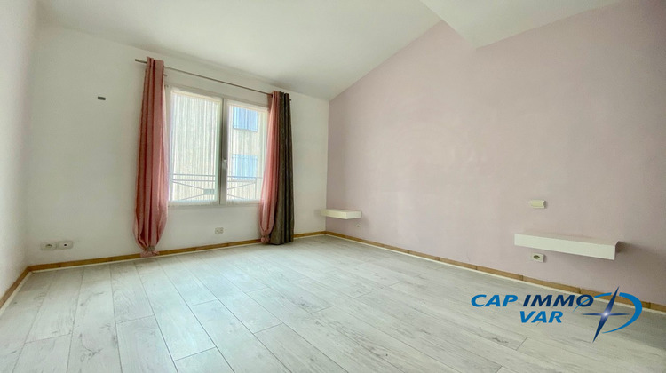 Ma-Cabane - Vente Appartement Le Beausset, 41 m²