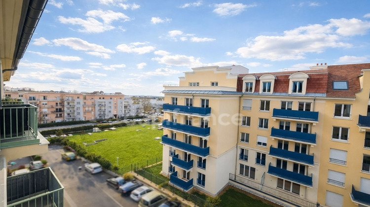 Ma-Cabane - Vente Appartement LE BLANC MESNIL, 45 m²