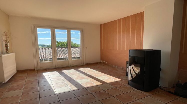 Ma-Cabane - Vente Appartement LE BOIS-D'OINGT, 65 m²