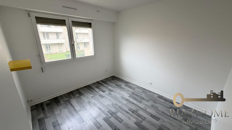 Ma-Cabane - Vente Appartement Le Bourget, 49 m²