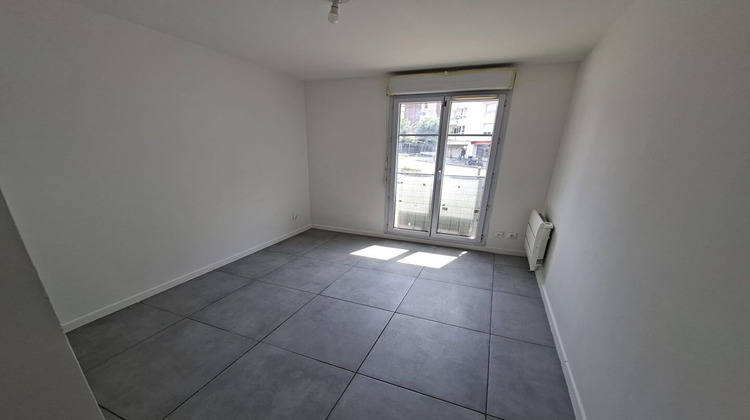 Ma-Cabane - Vente Appartement Le Bourget, 59 m²