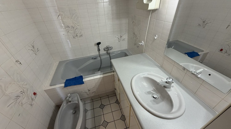 Ma-Cabane - Vente Appartement Le Bourget, 62 m²