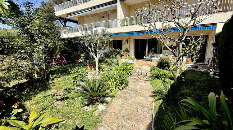 Ma-Cabane - Vente Appartement Le Cannet, 100 m²