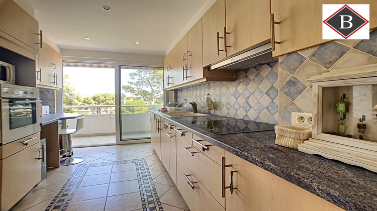 Ma-Cabane - Vente Appartement Le Cannet, 100 m²