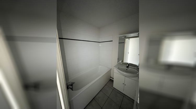 Ma-Cabane - Vente Appartement Le Cateau-Cambrésis, 55 m²