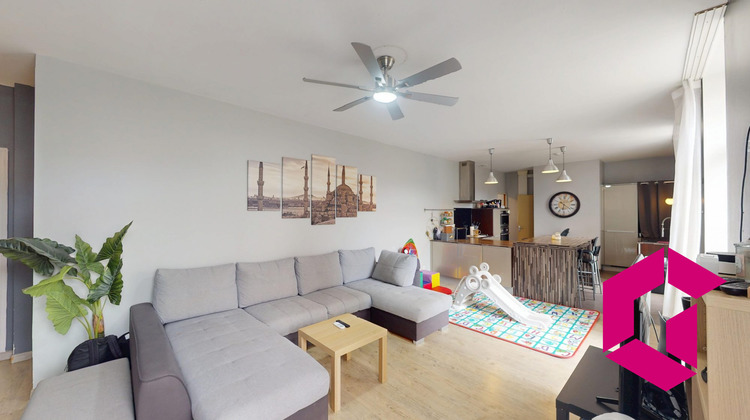 Ma-Cabane - Vente Appartement Le Chambon-Feugerolles, 79 m²