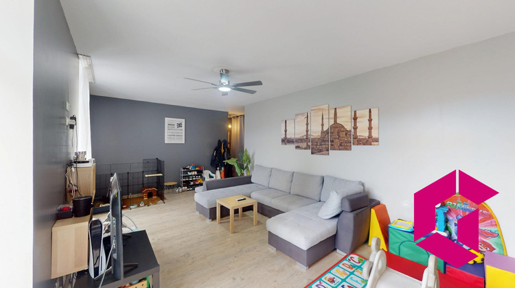 Ma-Cabane - Vente Appartement Le Chambon-Feugerolles, 79 m²