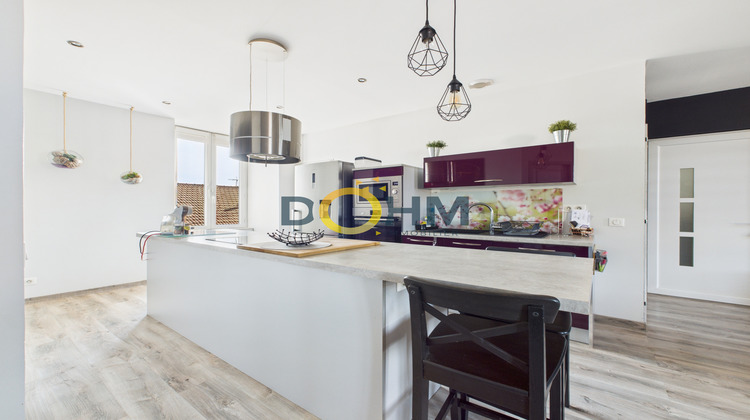 Ma-Cabane - Vente Appartement Le Chambon-Feugerolles, 95 m²