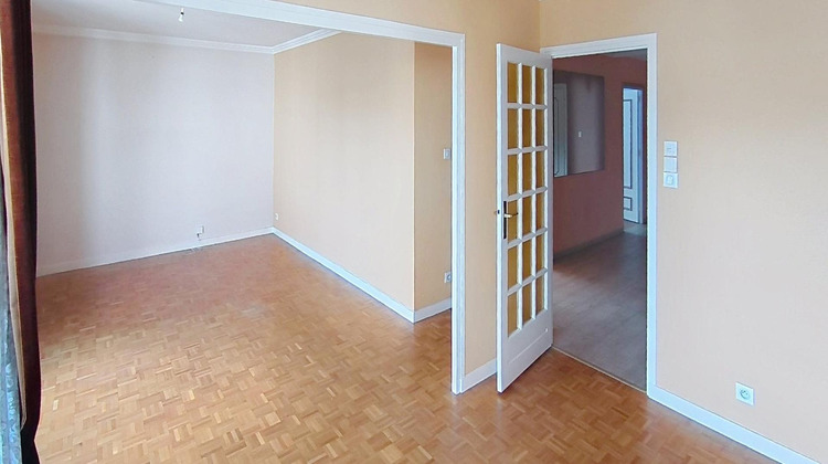 Ma-Cabane - Vente Appartement Le Chambon-Feugerolles, 102 m²