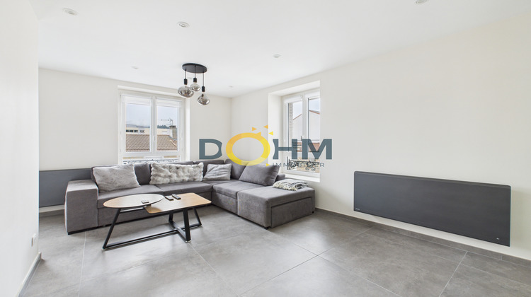 Ma-Cabane - Vente Appartement Le Chambon-Feugerolles, 139 m²