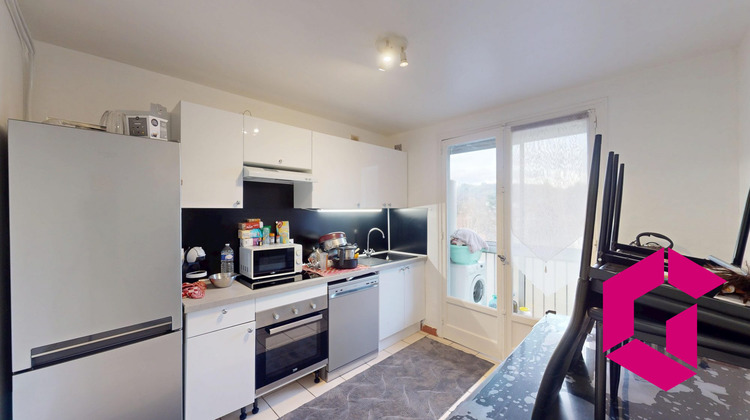 Ma-Cabane - Vente Appartement Le Chambon-Feugerolles, 72 m²