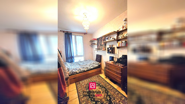 Ma-Cabane - Vente Appartement LE CHAMBON FEUGEROLLES, 115 m²