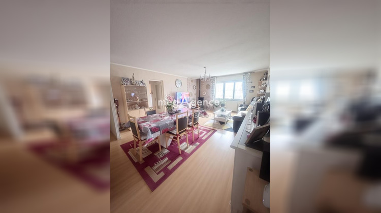 Ma-Cabane - Vente Appartement LE CHAMBON FEUGEROLLES, 63 m²