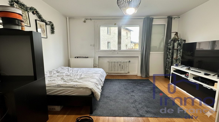 Ma-Cabane - Vente Appartement Le Chambon-Feugerolles, 60 m²