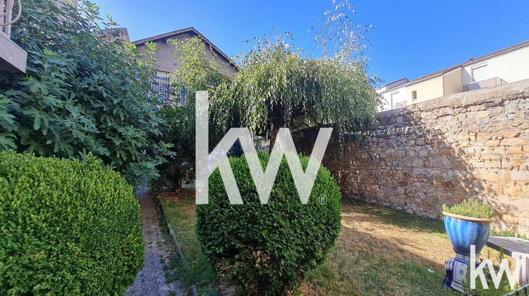 Ma-Cabane - Vente Appartement Le Chambon-Feugerolles, 125 m²