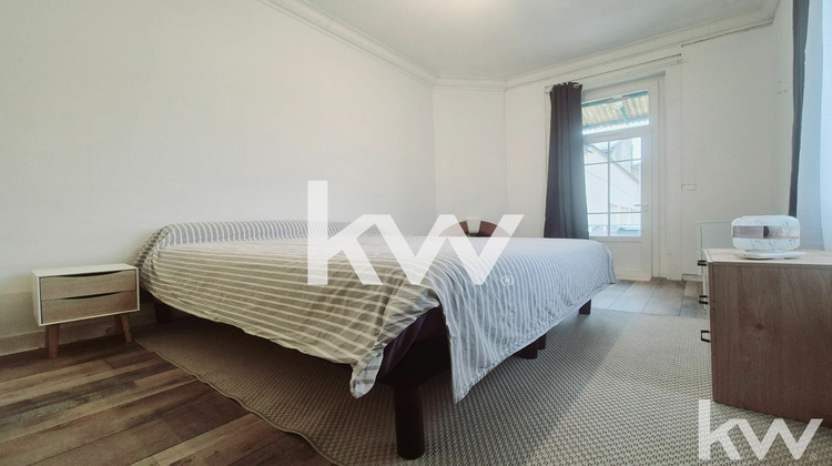Ma-Cabane - Vente Appartement Le Chambon-Feugerolles, 125 m²