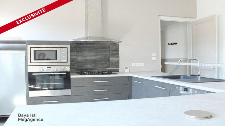 Ma-Cabane - Vente Appartement LE CHAMBON FEUGEROLLES, 135 m²