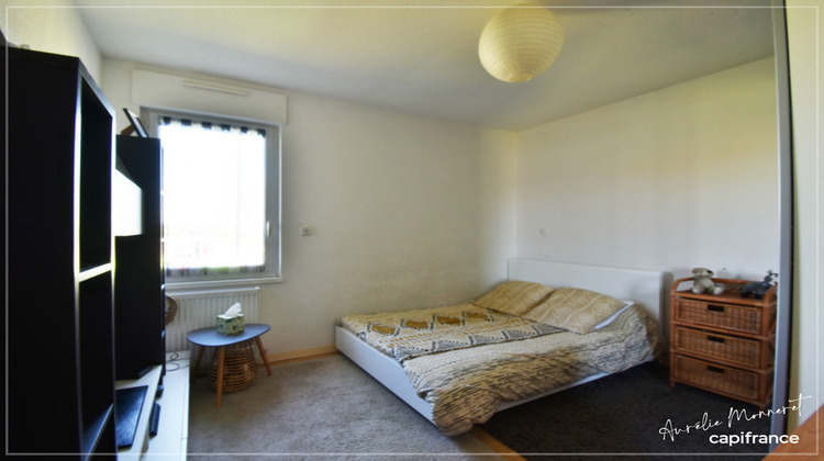 Ma-Cabane - Vente Appartement LE CHATELET, 65 m²