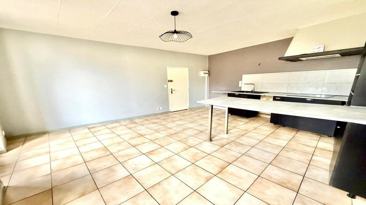 Ma-Cabane - Vente Appartement LE CHATELET EN BRIE, 40 m²