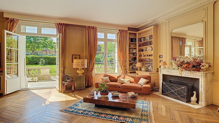 Ma-Cabane - Vente Appartement LE CHESNAY, 156 m²