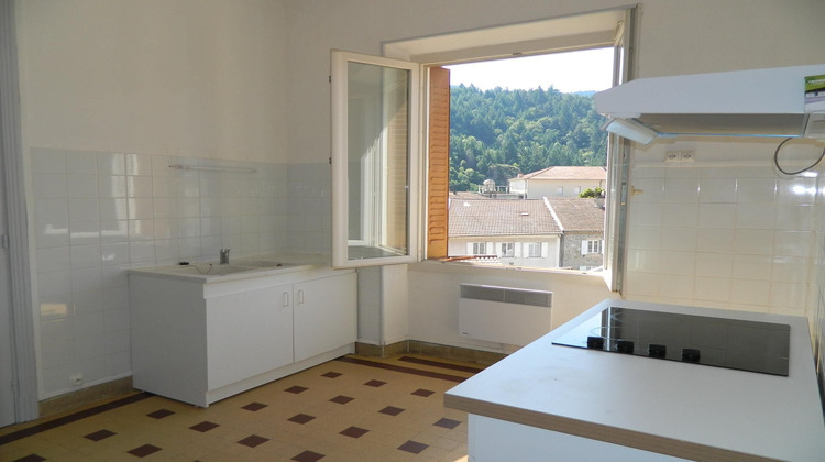 Ma-Cabane - Vente Appartement Le Cheylard, 63 m²