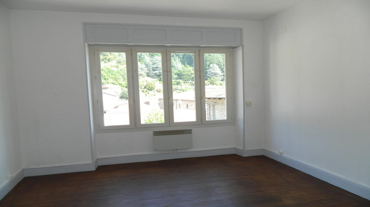 Ma-Cabane - Vente Appartement Le Cheylard, 63 m²