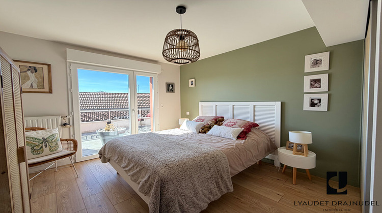 Ma-Cabane - Vente Appartement LE COTEAU, 99 m²