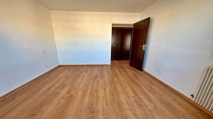 Ma-Cabane - Vente Appartement LE COTEAU, 91 m²