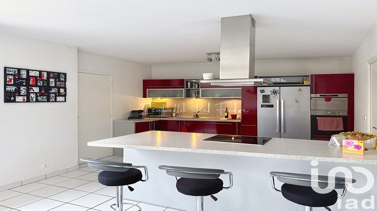 Ma-Cabane - Vente Appartement Le Coudray-Montceaux, 149 m²