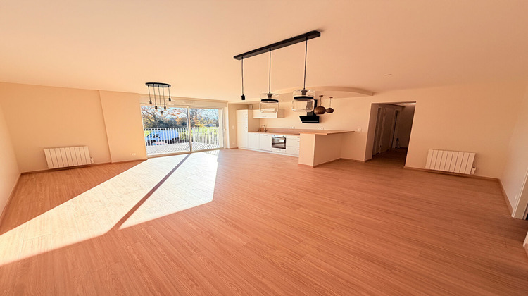 Ma-Cabane - Vente Appartement LE DESCHAUX, 103 m²