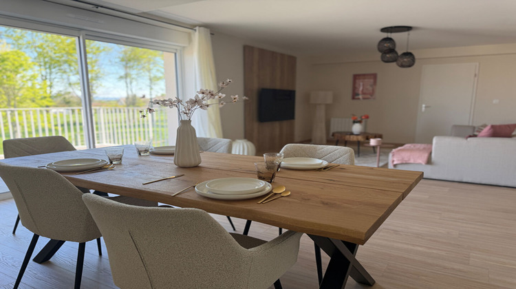 Ma-Cabane - Vente Appartement LE DESCHAUX, 96 m²