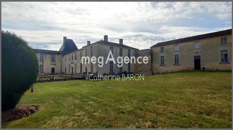 Ma-Cabane - Vente Appartement LE DOUHET, 220 m²